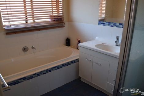 Property photo of 49A Brolgan Road Parkes NSW 2870