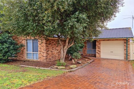 8 Harwood Pl, St Helens Park, NSW 2560