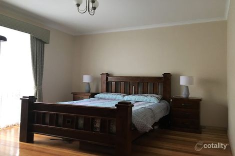 Property photo of 17 Bellevue Boulevard Hillside VIC 3037