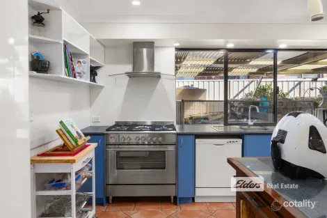 Property photo of 13 Galway Boulevard Australind WA 6233