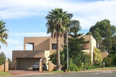 16 Arrochar Ct, Hamersley, WA 6022