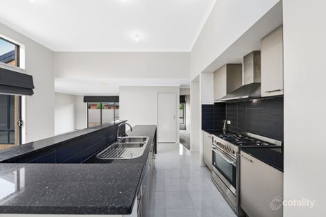 Property photo of 12 Carbine Drive Alfredton VIC 3350