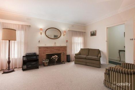 Property photo of 32 Walnut Road Balwyn North VIC 3104