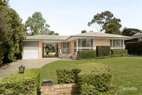 17 Griffiths Ave, Camden South, NSW 2570