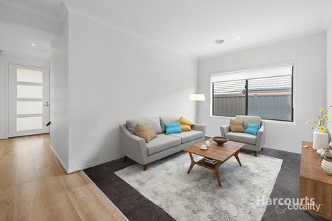 Property photo of 9 Annapurna Crescent Truganina VIC 3029