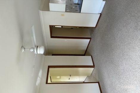 2/271 Wardoo St, Southport, QLD 4215