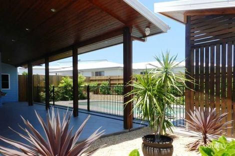 Property photo of 19 Riverside Drive Tannum Sands QLD 4680