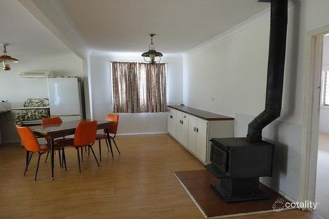 Property photo of 11 Lukin Street Beverley WA 6304