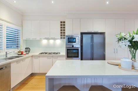 Property photo of 12A Aisbett Avenue Camberwell VIC 3124