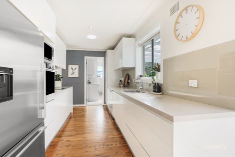 Property photo of 66 Laurina Avenue Yarrawarrah NSW 2233