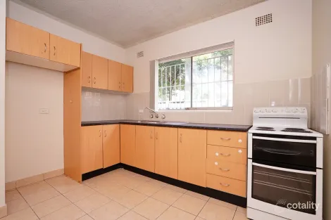 2/41 Loch St, Campsie, NSW 2194