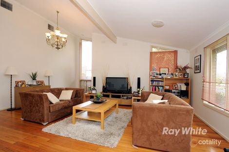 Property photo of 95 James Cook Drive Endeavour Hills VIC 3802