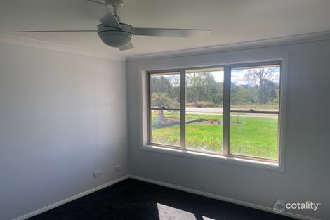 Property photo of 2/42 Pioneer Road Hunterview NSW 2330