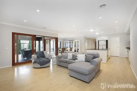 Property photo of 28 Oleary Way Maddingley VIC 3340