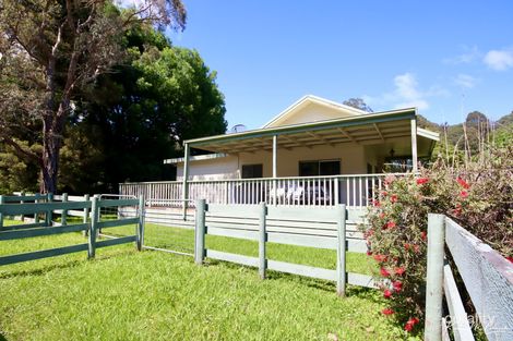 6 Henty St, Noojee, VIC 3833