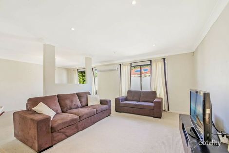 Property photo of 11 Mapleton Crescent Forest Lake QLD 4078