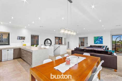 Property photo of 39 Wallaroo Way Highton VIC 3216