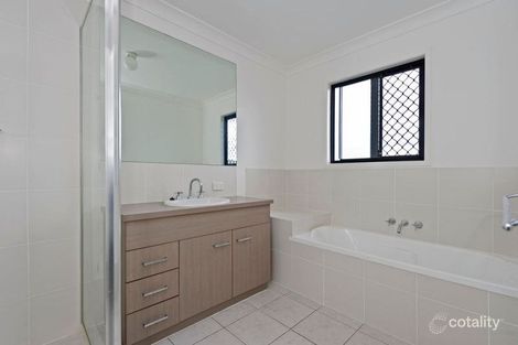 Property photo of 2 Nara Crescent Oxenford QLD 4210