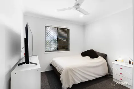 Property photo of 33 Locke Street Kawana QLD 4701