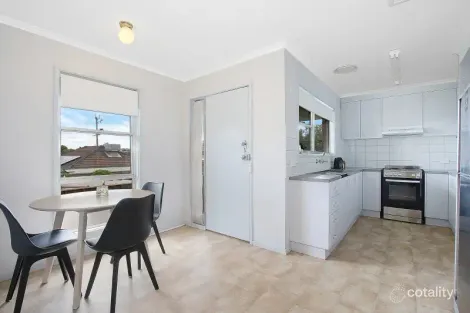 Property photo of 1 Holmes Court Wodonga VIC 3690