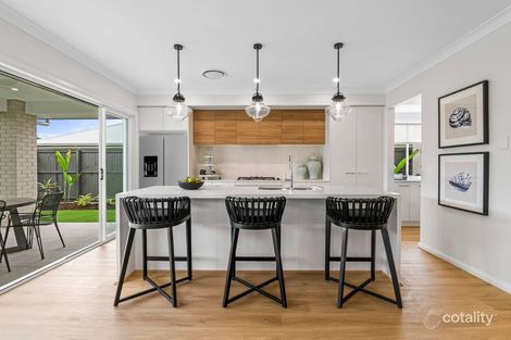 Property photo of 34 Lincoln Crescent Upper Kedron QLD 4055