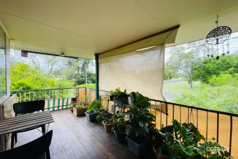 1 Hughes St, Dysart, QLD 4745