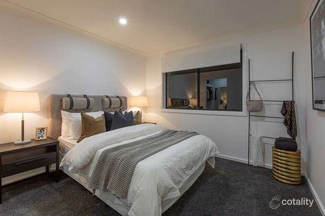 Property photo of 36 Newlands Crescent Kelso NSW 2795