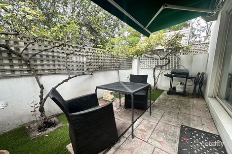 1/11 Anderson St, South Melbourne, VIC 3205