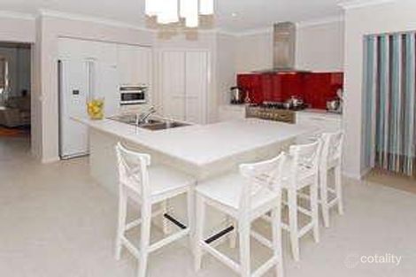 Property photo of 19 Dahlia Drive Caroline Springs VIC 3023