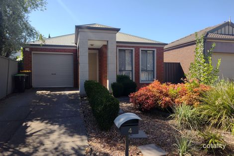 Property photo of 4 Lancely Green Caroline Springs VIC 3023