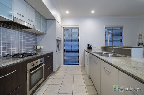 Property photo of 158 Dandenong Road Mount Ommaney QLD 4074