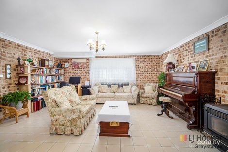 Property photo of 4 Poinciana Parade Greystanes NSW 2145
