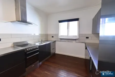 30 GOSNELLS RD W, MADDINGTON, WA 6109
