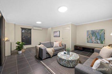 Property photo of 11 Pickering Place Upper Kedron QLD 4055