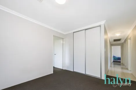 Property photo of 10 Supanova Lane Australind WA 6233