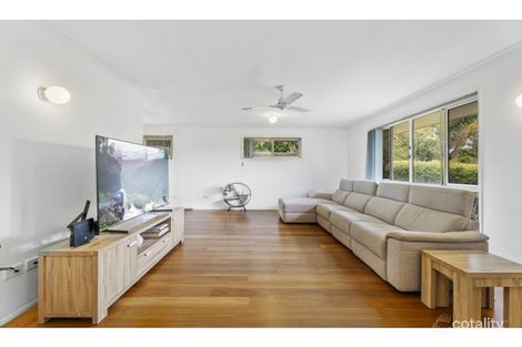 Property photo of 12 Knight Crescent Nerang QLD 4211