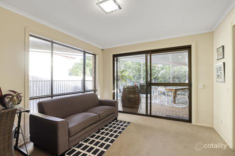 Property photo of 17 Chartwell Drive Benowa QLD 4217