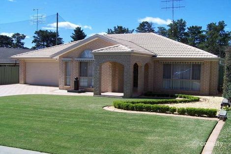 10 Huntingdale Dr, Glenmore Park, NSW 2745