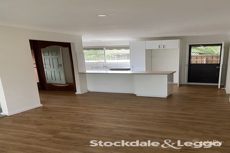 Property photo of 18 Hawthorn Crescent Churchill VIC 3842
