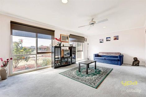 Property photo of 9 Argyle Crescent Werribee VIC 3030