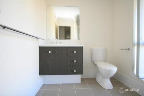 Property photo of 5 Finch Crescent Aberglasslyn NSW 2320