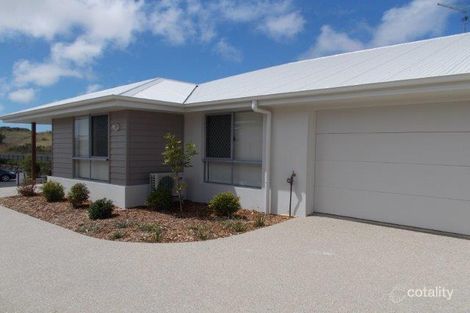 Property photo of 1/59 Caroval Drive Rural View QLD 4740