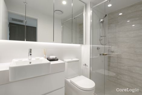 Property photo of 2013/123 Cavendish Road Coorparoo QLD 4151