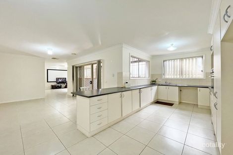 19 Manny Paul Cct, Burnside Heights, VIC 3023