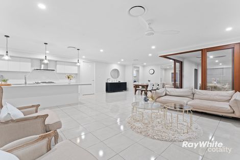 Property photo of 30 Obrist Place Rochedale QLD 4123