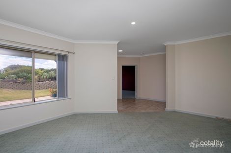 Property photo of 5 Nott Place Yanchep WA 6035