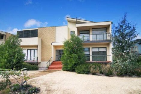 2/29 Diamond Bvd, Greensborough, VIC 3088