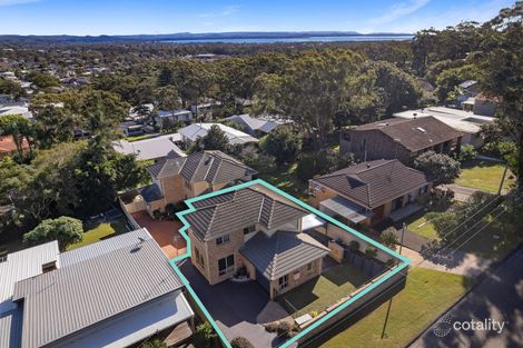 16 Toongara Ave, Bateau Bay, NSW 2261