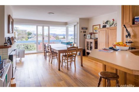 Property photo of 18 Coolabah Road Sandy Bay TAS 7005