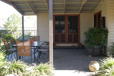 Property photo of 1 Priory Street Rochester VIC 3561